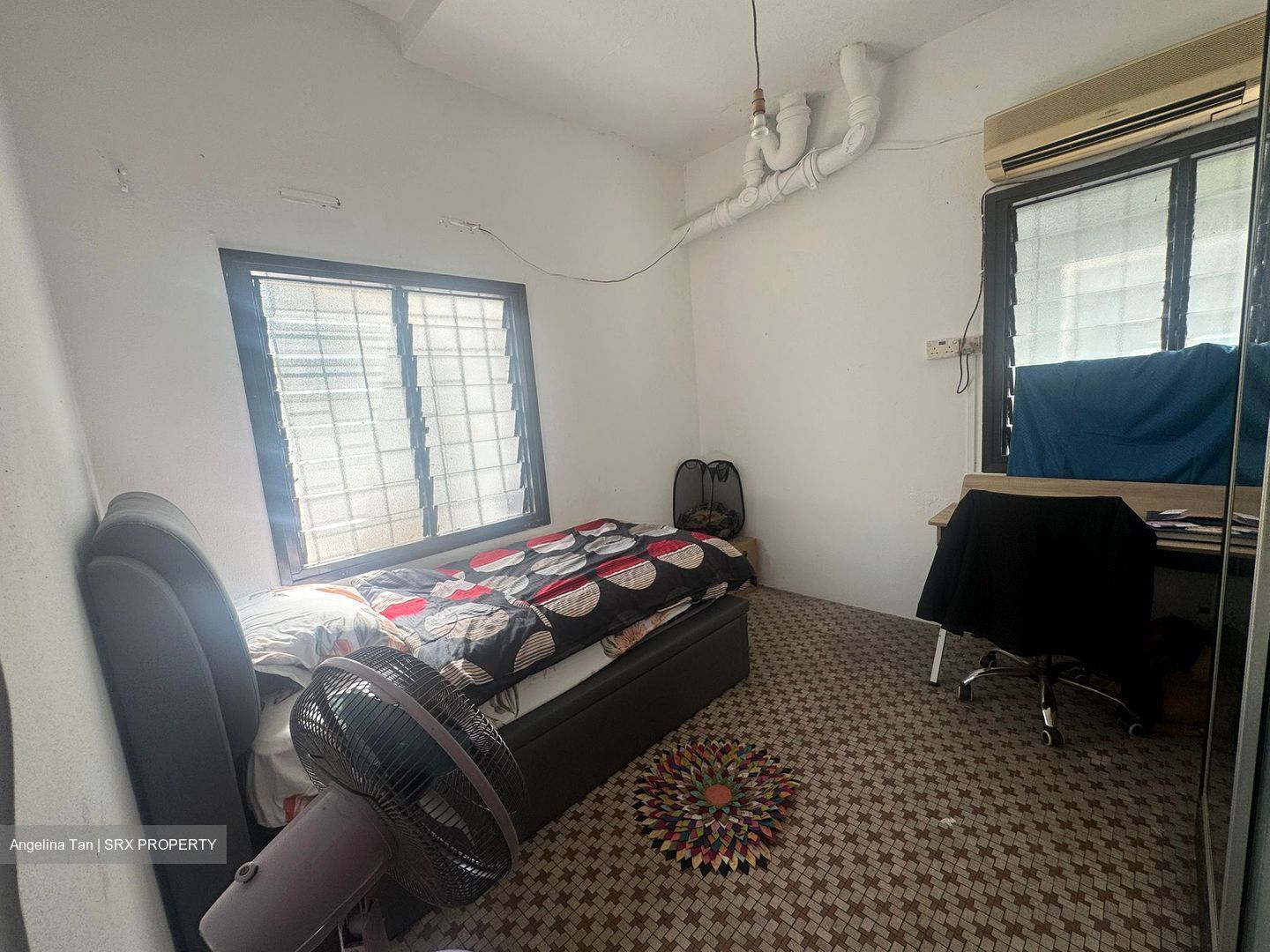Still Road (D15), Terrace #490697271